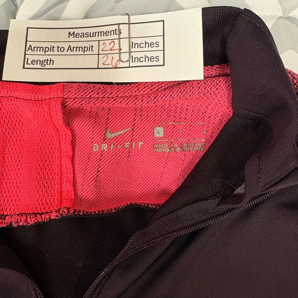 Nike Dri-Fit Women's Long Sleeve 1/4 Zip Pull Shirt Size L Purple/Pink EUC - Picture 6 of 6